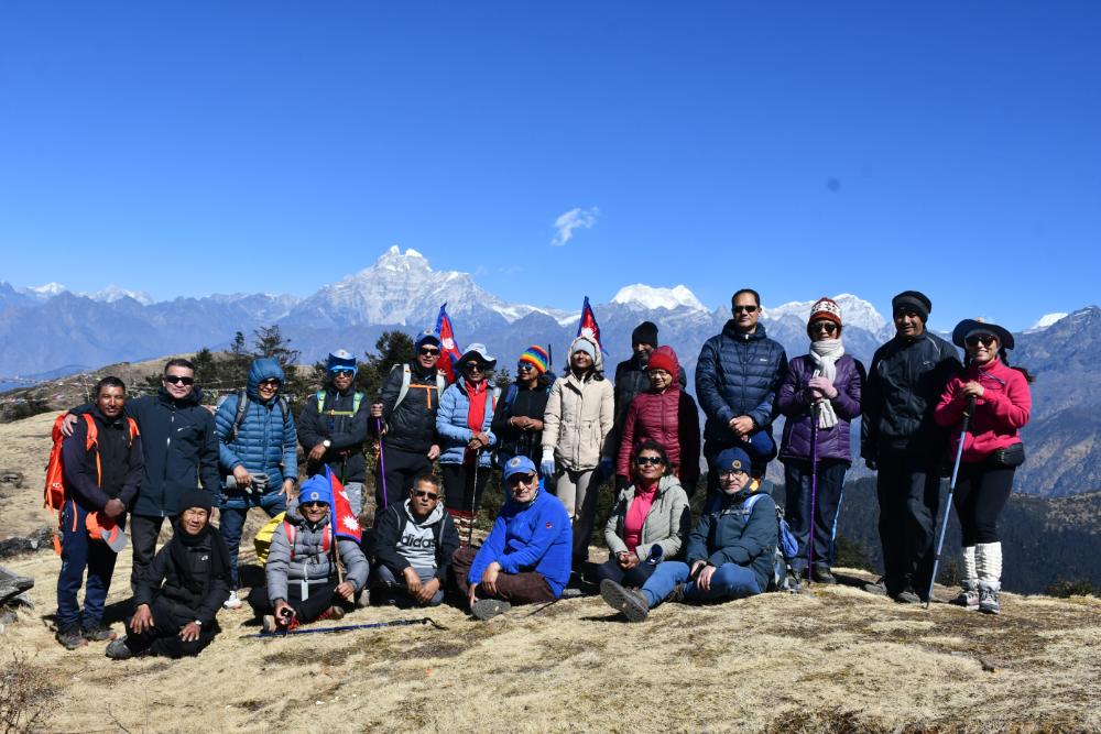 दोलखामा प्रकृतिप्रेमी समूह