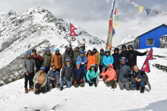 पाँचपोखरीमा ‘प्रकृतिप्रेमी समूह’को साहसिक पदयात्रा