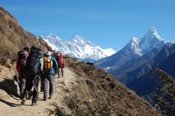 खुम्बु क्षेत्रमा पर्यटकको भरिभराउ