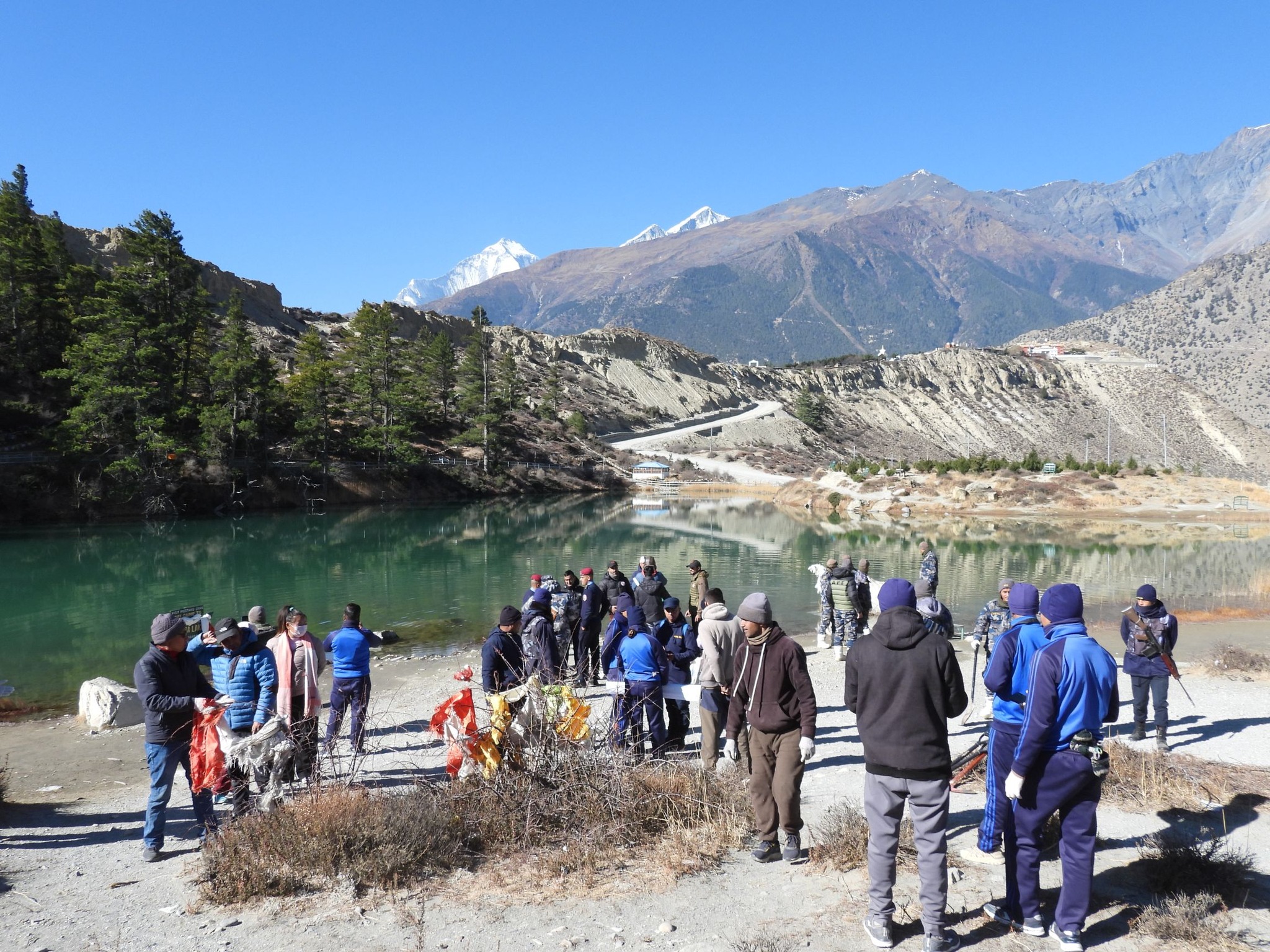 विश्व सिमसार दिवसकाे अवसरमा ढुम्बा र टिटी तालमा सरसफाइ तथा वृक्षारोपण